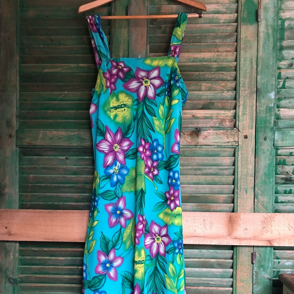 Vintage Hawaiian inspired strapped silk dress